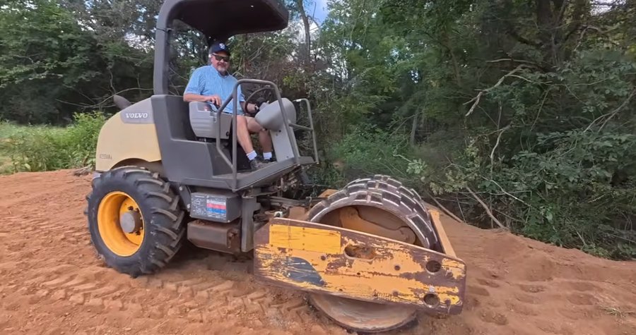 Volvo Vibratory Packer